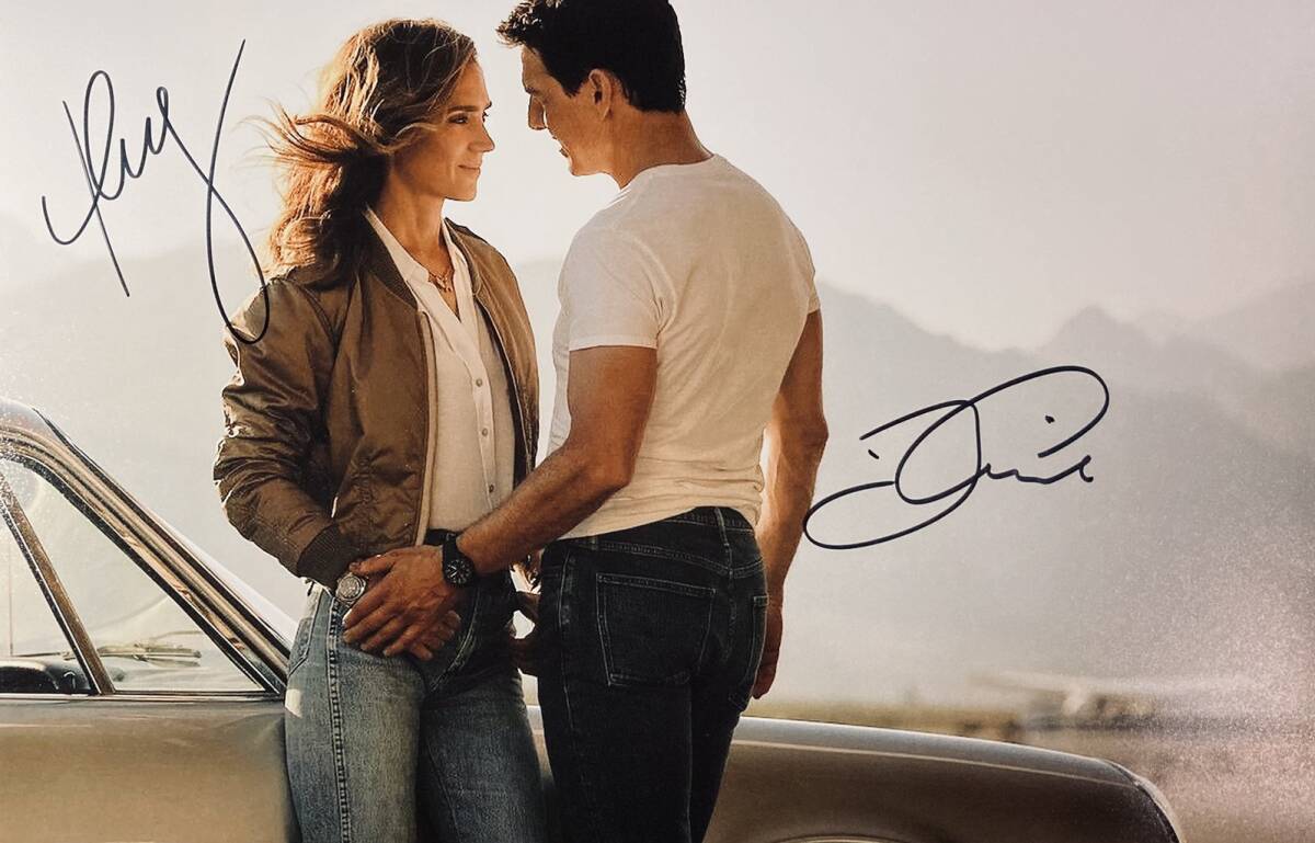 直筆サイン付き写真 トム・クルーズ トップガン マーヴェリック 1枚 トム・クルーズ トップガン&ジェニファー・コネリー☆直筆サイン写真