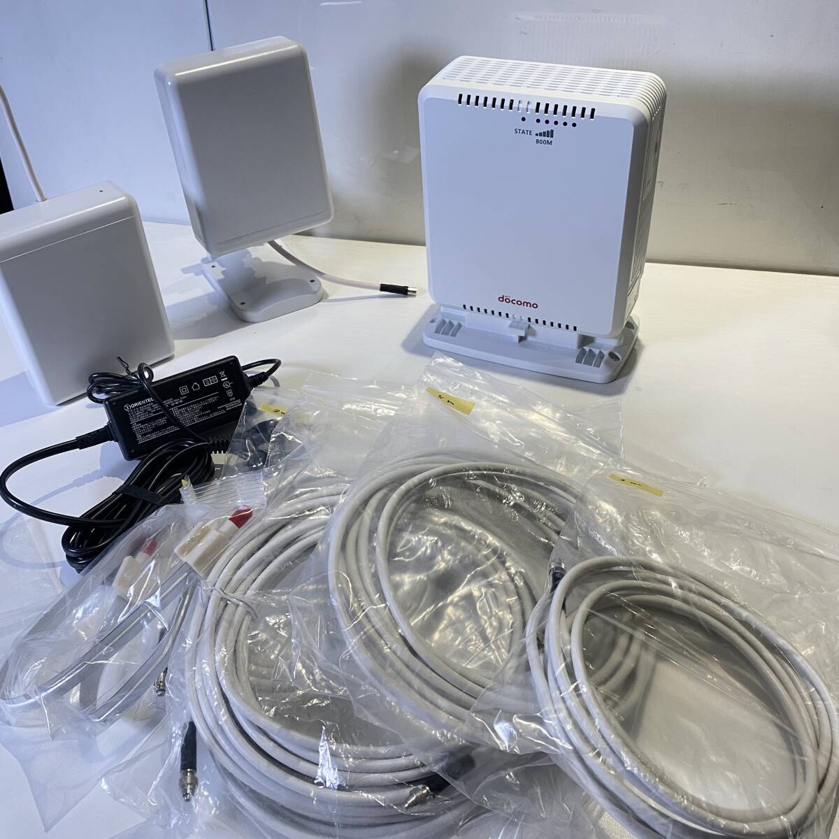 中古】NTT docomo ドコモ レピータ TB-2033形C中継増幅装置 即決の落札