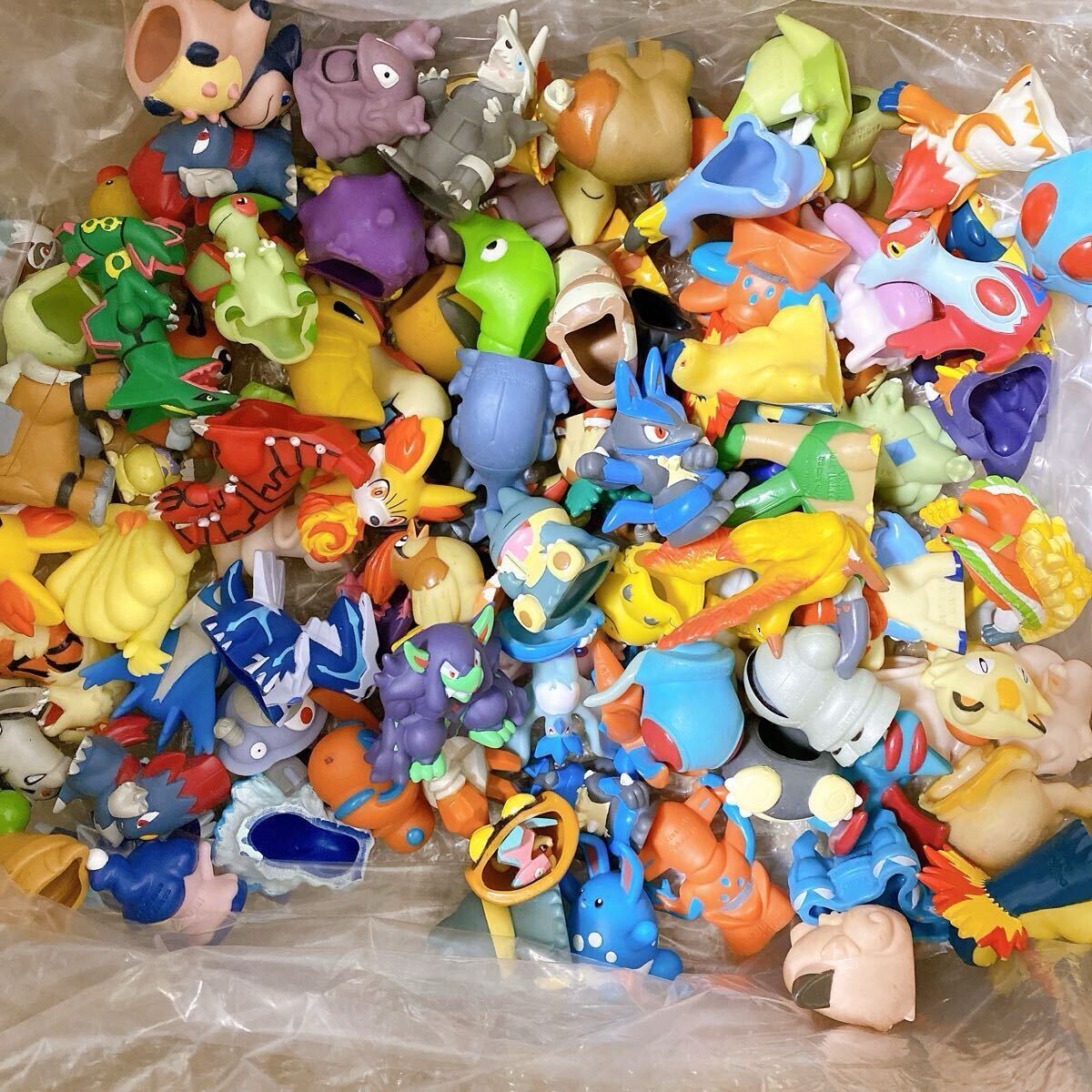 ポケモンフィギュア 指人形 リザードン 色違い ポケモンキッズ 指人形