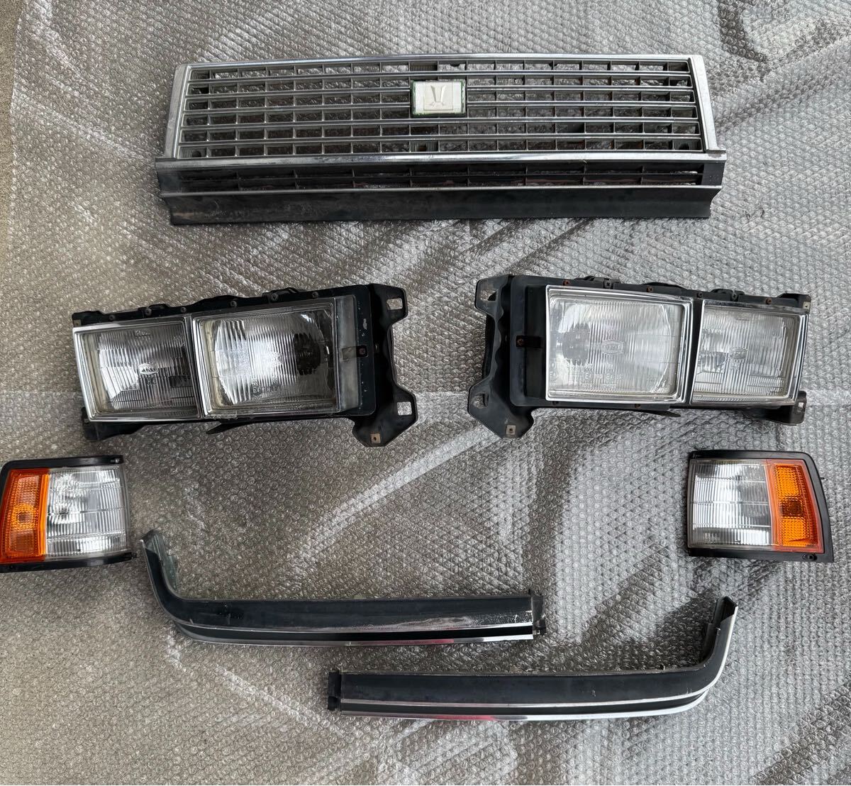 中古】GX51 GX50 TX50 初代クレスタ 角目4灯 顔面一式 ヘッドライト