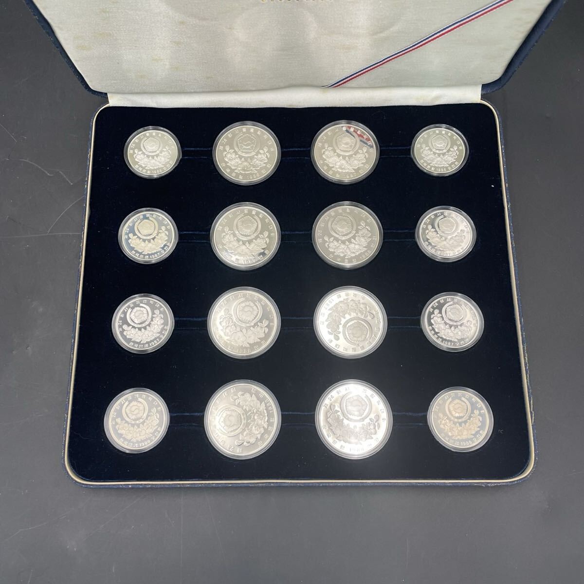 1988年 ソウルオリンピック記念品 陶器スプーンコレクションの落札情報