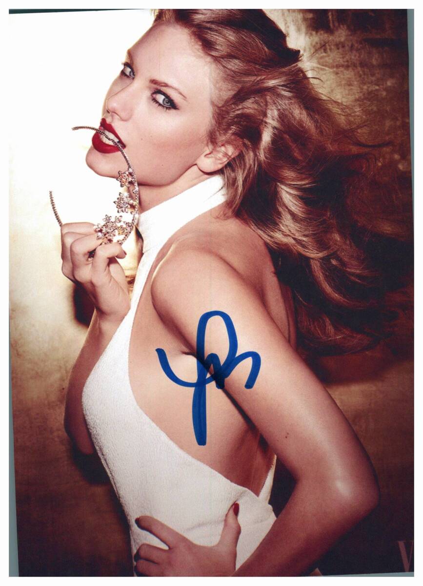 未使用】テイラースウィフト…直筆サイン入り2Lサイズ写真…Taylor Swift