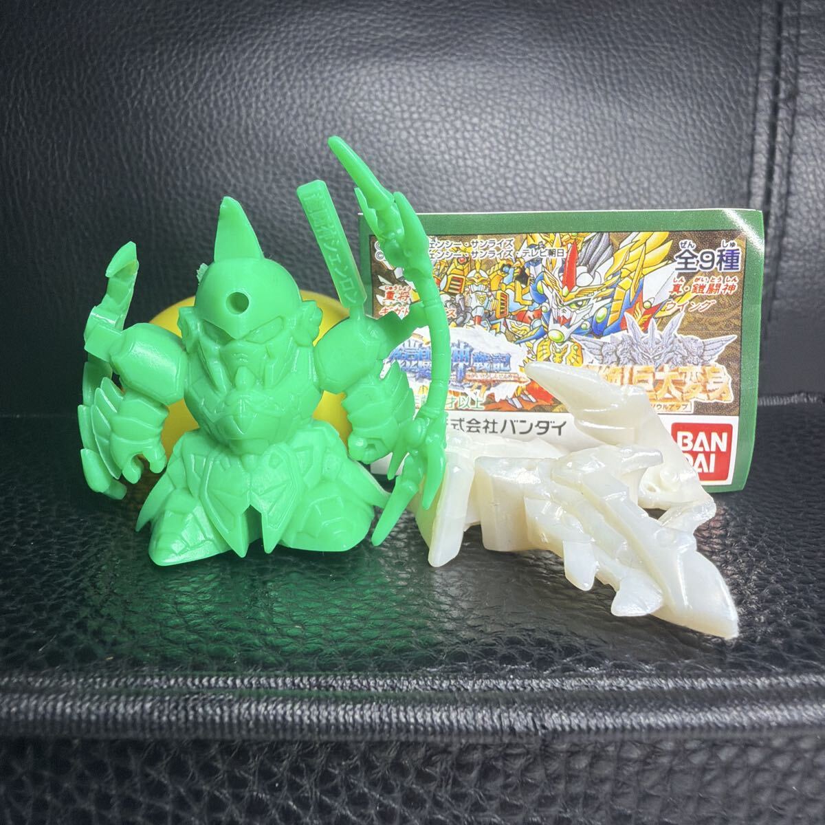 ガン消し　鎧闘神エピオン　緑 龍闘神シェンロン SDガンダム 外伝 鎧闘神戦記 ガチャ ガン消しの落札