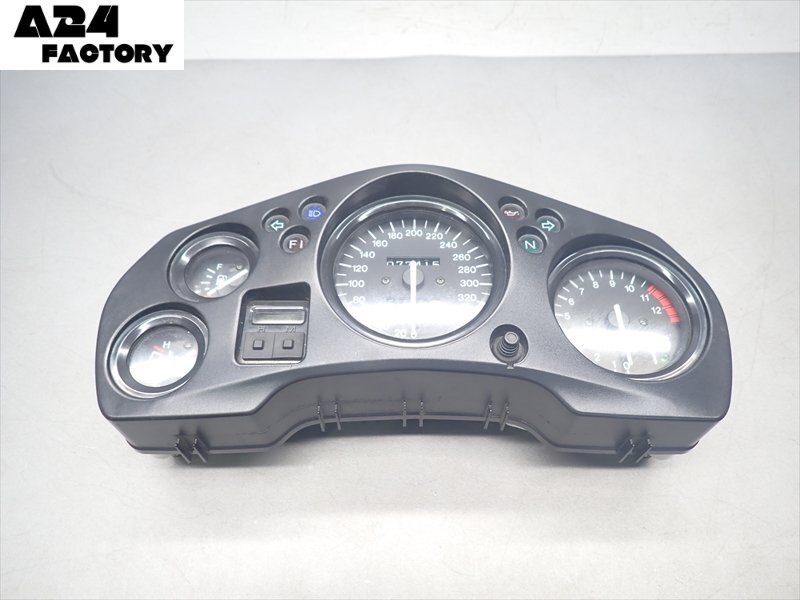 CBR1100 XX 　スピードメーター　動作確認済　ブラックバード　絶版モデル CBR1100XX ブラックバード 逆車 キャブ 純正スピードメーター 8767kmの
