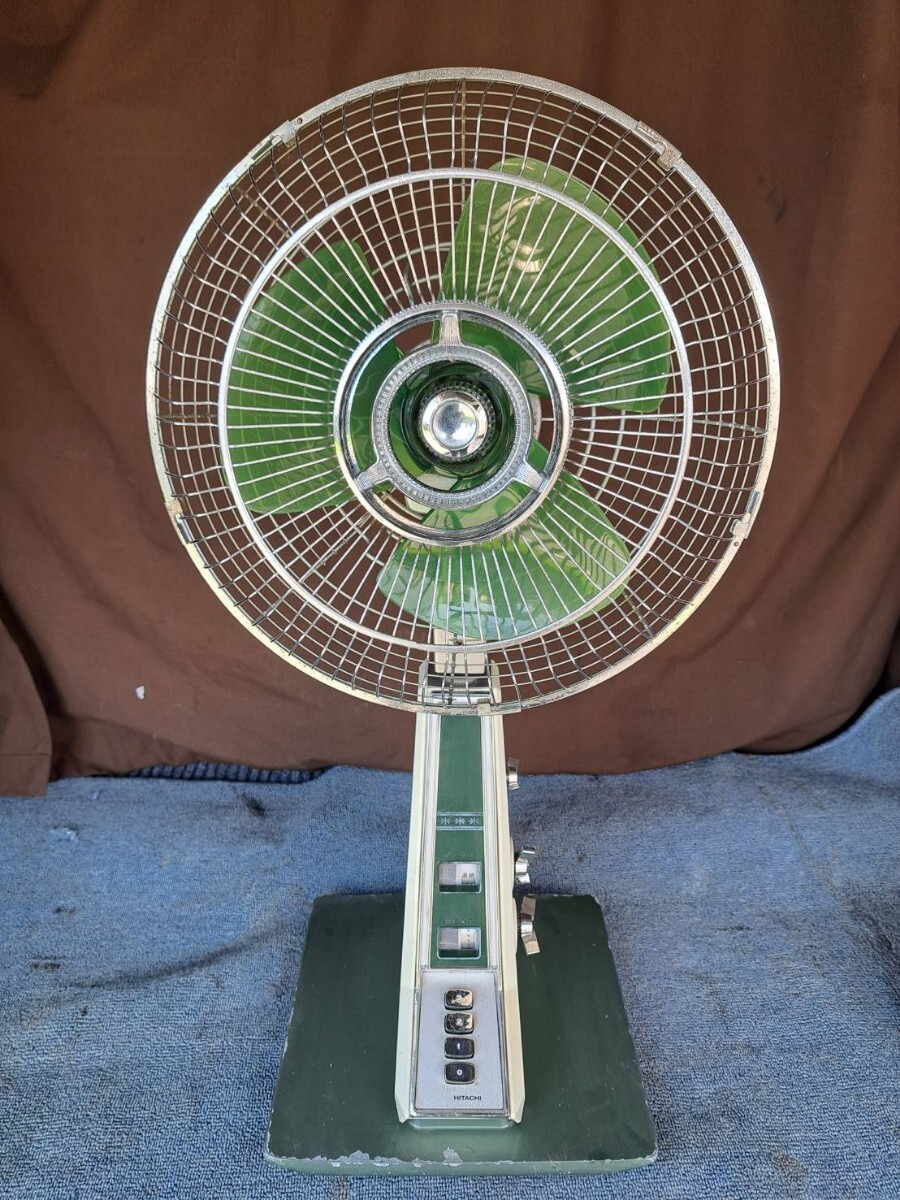 中古】昭和レトロ 黒扇風機 日立製作所製 塗装整備済 真鍮羽 可動品