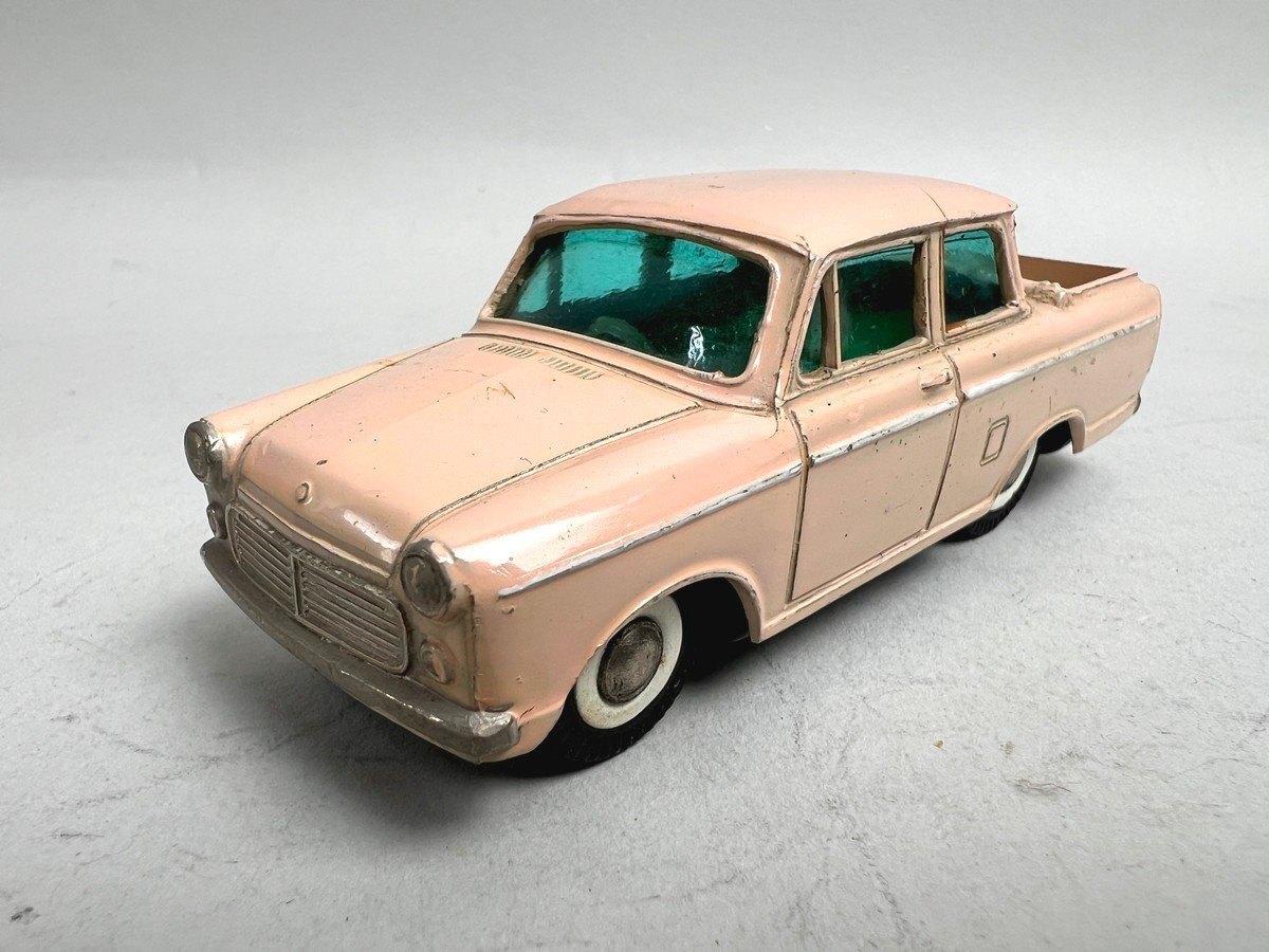 モ*ガ様 大盛屋チェリカフェニックス当時物PHE-30いすゞベレット1964年発 大盛屋 ミクロペット チェリカフェニックス いすゞ ベレット No.PHE30