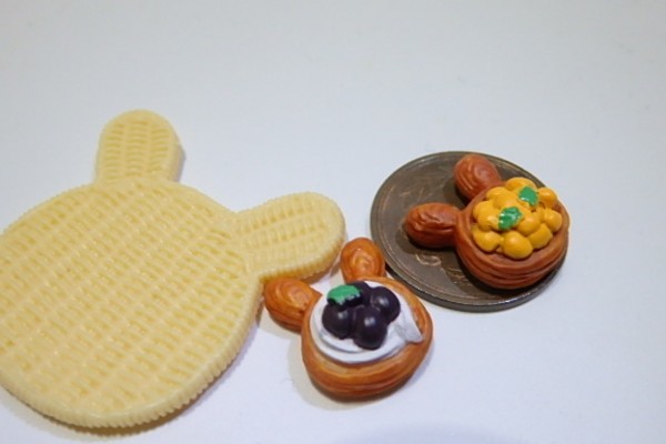 H463 シルバニア 小物 食べ物 デニッシュパン ウサギ型 ミニチュア ドールウス の落札情報詳細 ヤフオク落札価格情報 オークフリー スマートフォン版