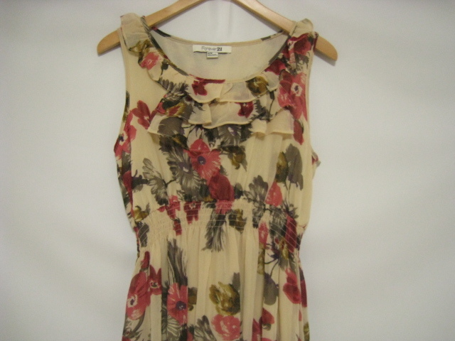Forever21 フォーエバー21 ワンピース ノースリーブ ロング丈 ベージュ マルチカラー 花柄 Mサイズ の落札情報詳細 ヤフオク落札価格情報 オークフリー スマートフォン版