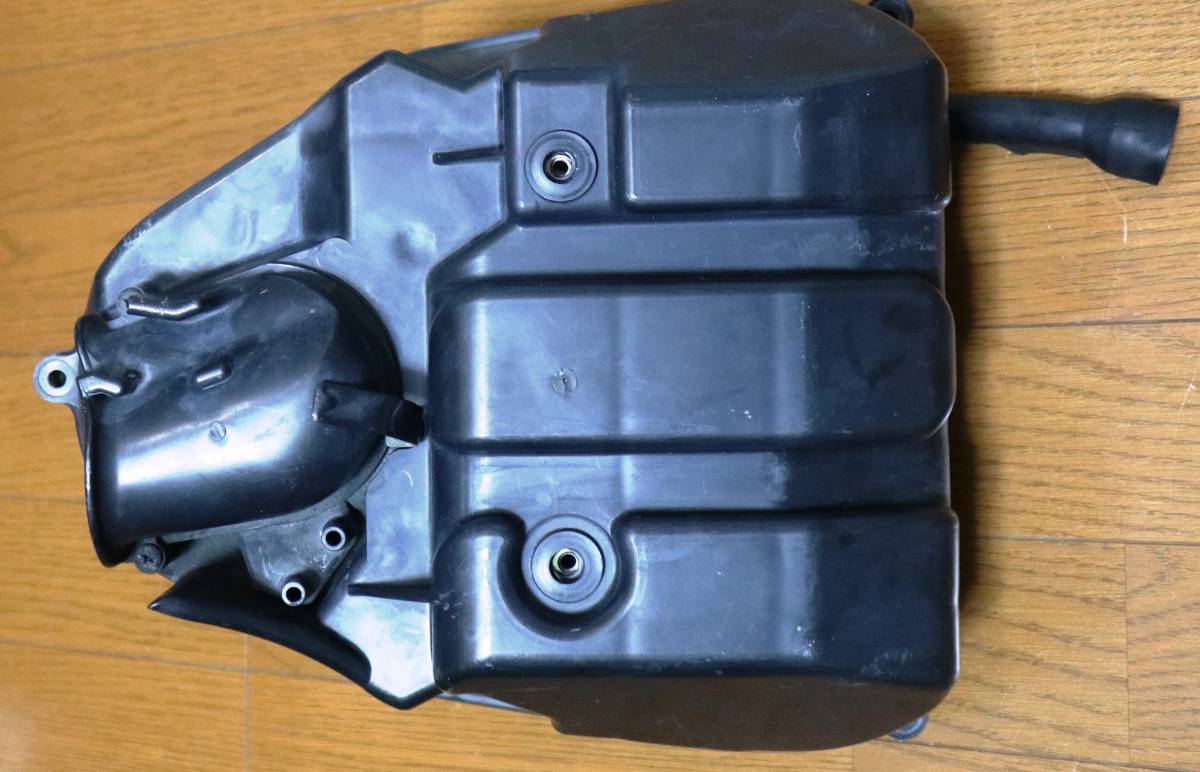中古☆KAWASAKI バリオスⅡ 純正エアクリーナーボックス/エアー