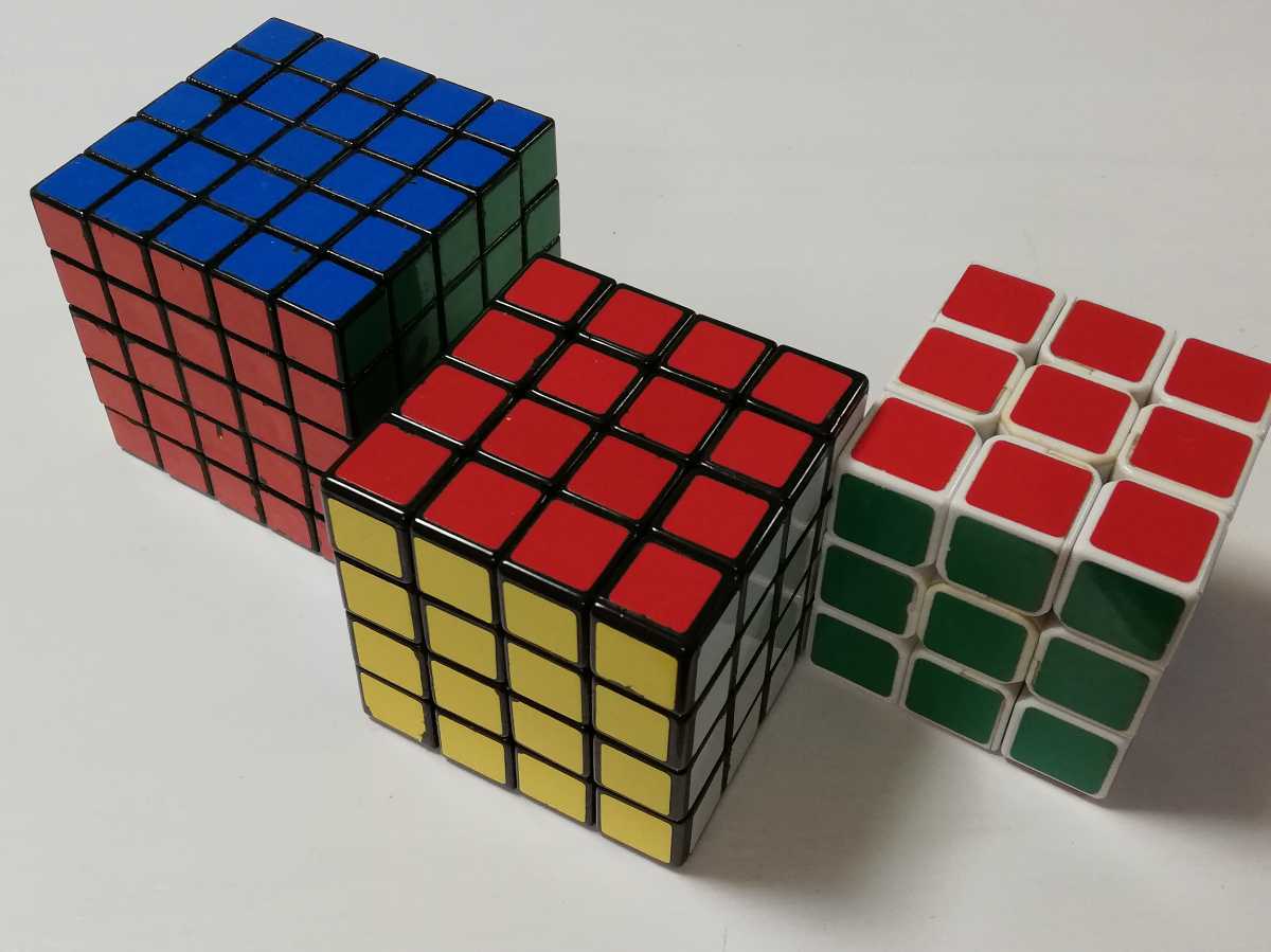 ルービックキューブ ３個セット 3 3 3 4 4 4 5 5 5 スピードキューブ キューブパズル 知育玩具 脳トレ 立体パズル 競技 の落札情報詳細 ヤフオク落札価格情報 オークフリー スマートフォン版