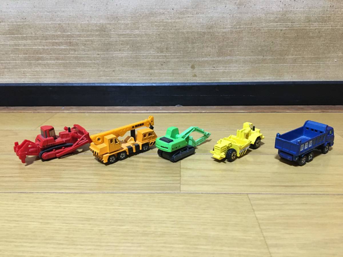 トミカ 建設車両セット ブルドーザー クレーン車 ショベルカー ダンプカー の落札情報詳細 ヤフオク落札価格情報 オークフリー スマートフォン版