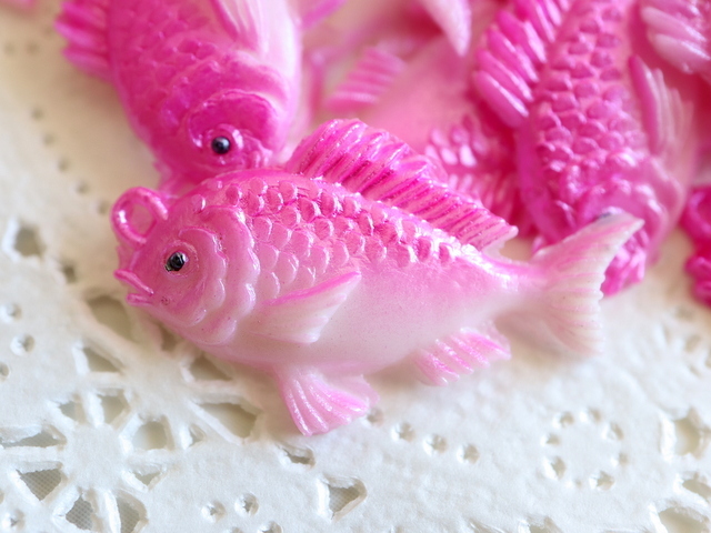 ピンク フィッシュ タイ 魚 人魚 海 夏 ジャパン ヴィンテージ 日本製 レトロ カボション チャーム ハンドメイド アクセサリー パーツ 4個 の落札情報詳細 ヤフオク落札価格情報 オークフリー スマートフォン版