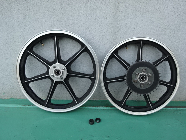 当時物】メルバキャスト F19.R18 4つ穴 (kz1000 kz900 kz750 FX z1 z2