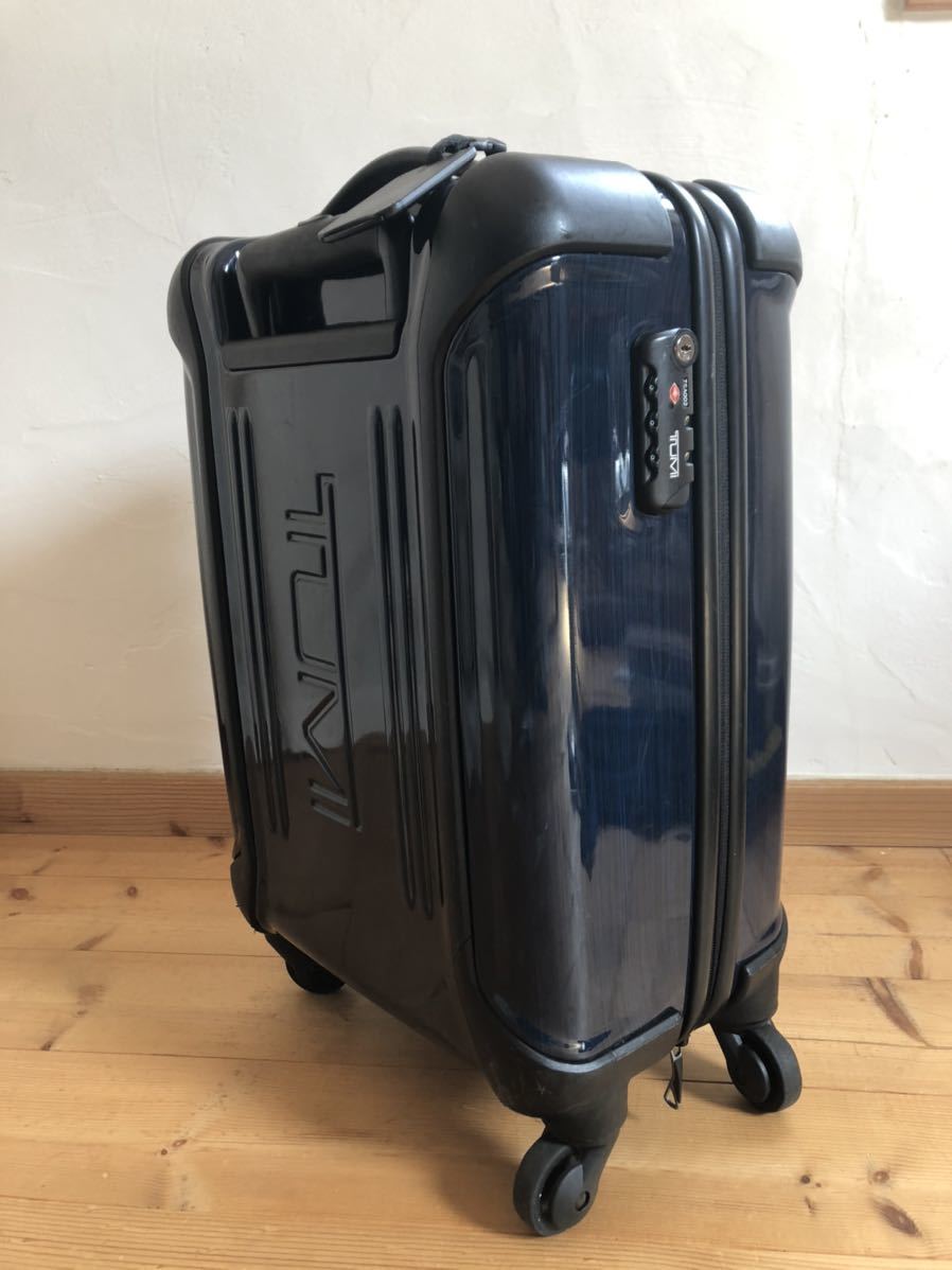 TUMI Vapor希少2輪 機内持ち込みサイズ