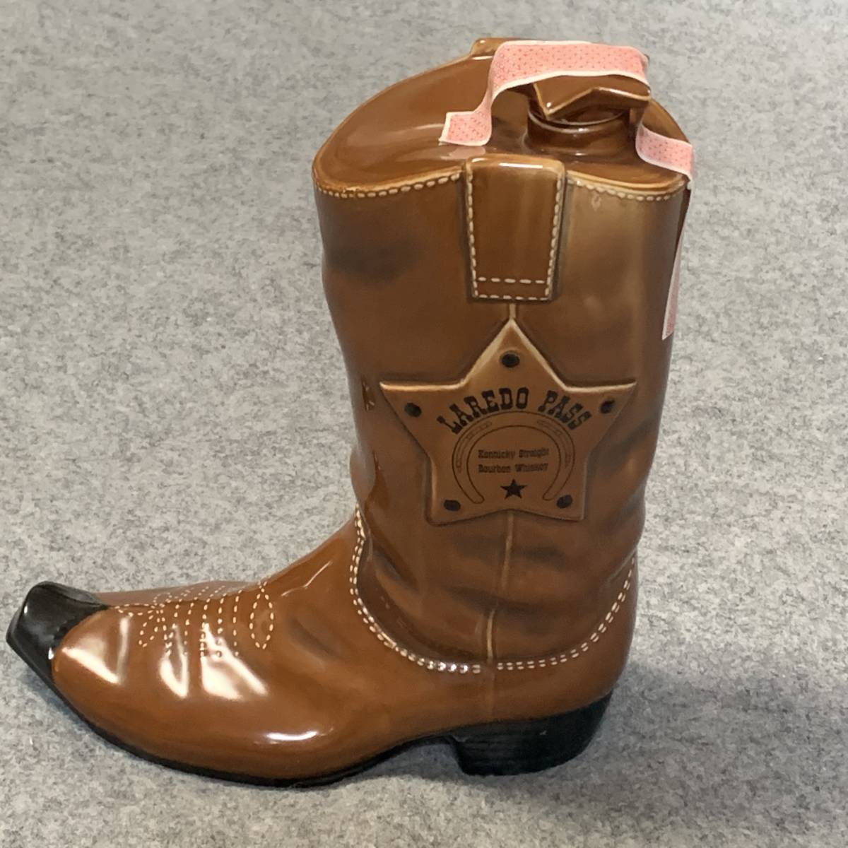 LAREDO PASS ラレドパス ブーツ型 陶器 ボトル 750ml 43% バーボン