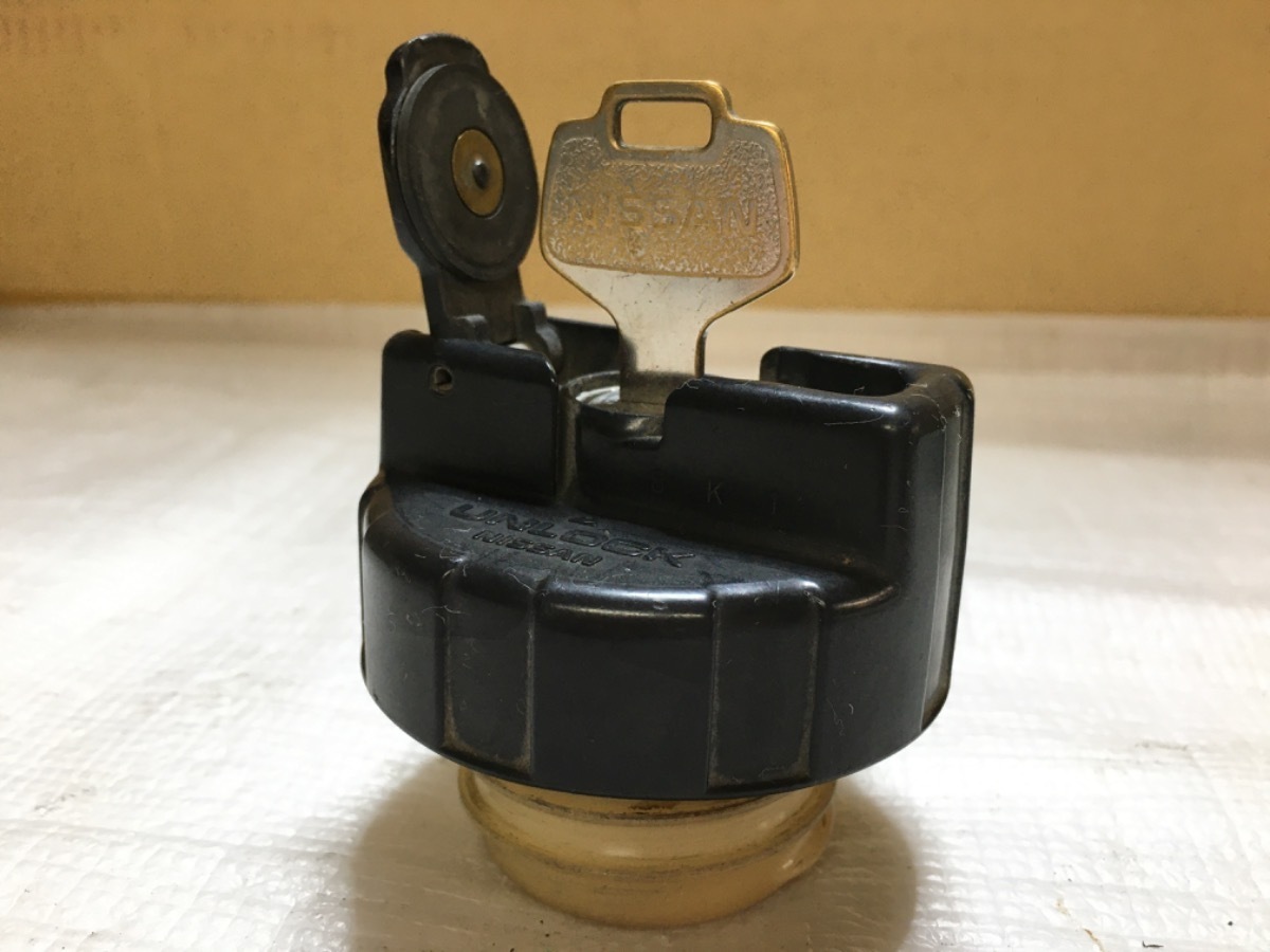 スズキモータース ステンレス燃料タンク 150?800×532×392 日産ディーゼル純正部品 パーツ オプション 現品