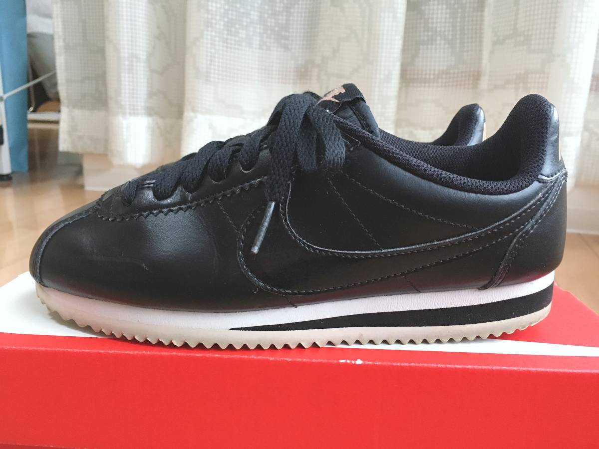 NIKE ナイキ WMNS CLASSIC CORTEZ LEATHER ウィメンズ クラシック 