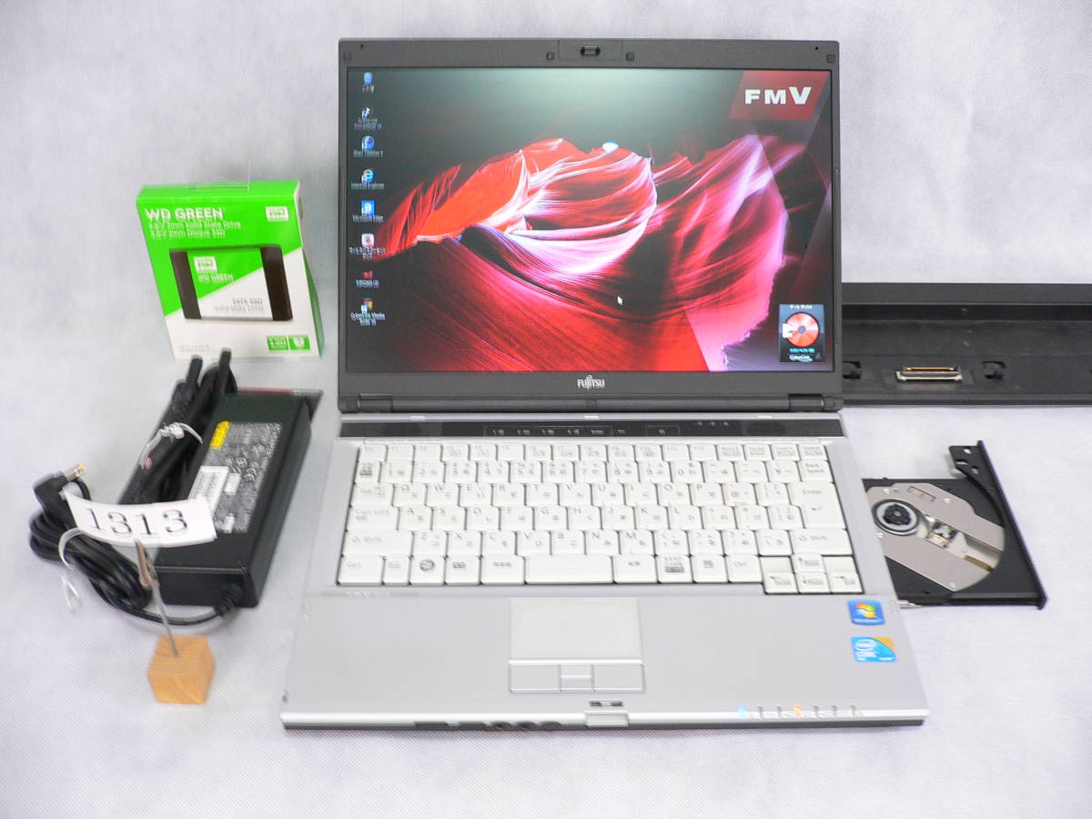 富士通 FMV S8390 持運び便利な1.83kg Win10 富士通、音声操作や家電連携