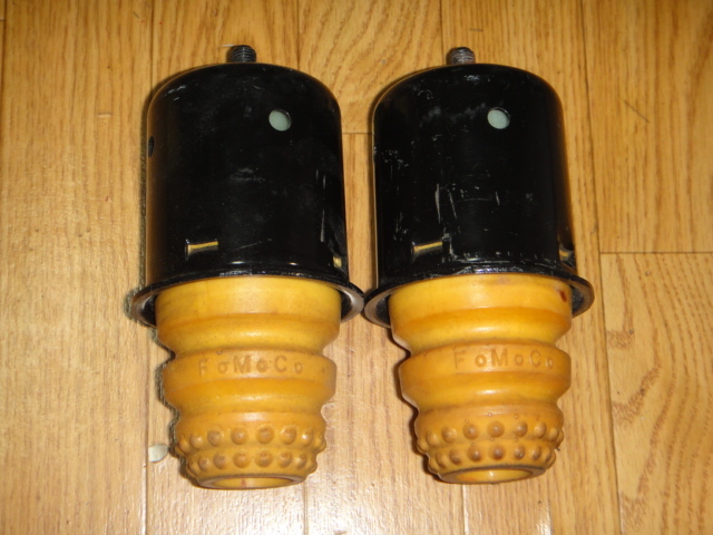 マツダ MPV LY3P リヤバンプストッパー TD11-28-1A0 2個 マツダ純正