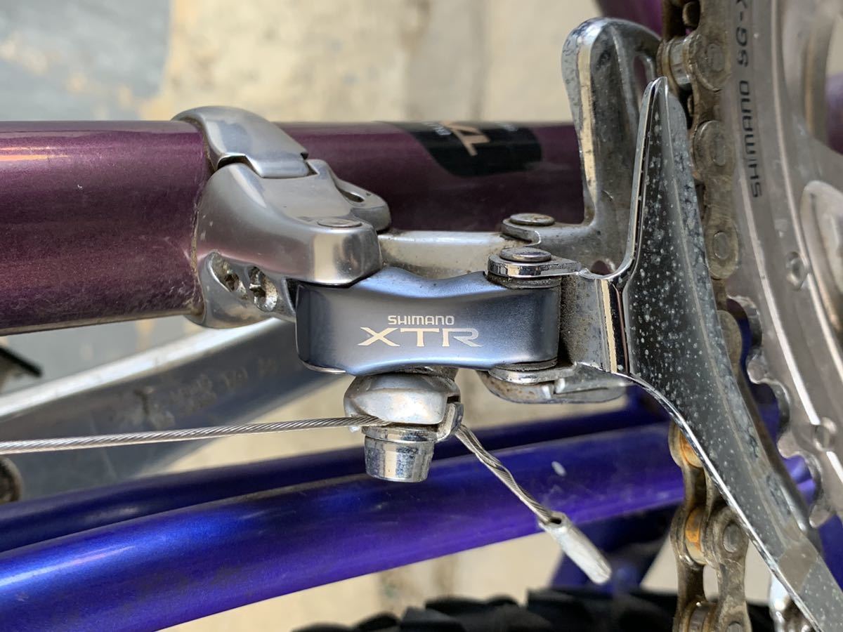 □Shimano XTR FD-M901 φ28.6 3s□シマノ フロントディレイラー yeti