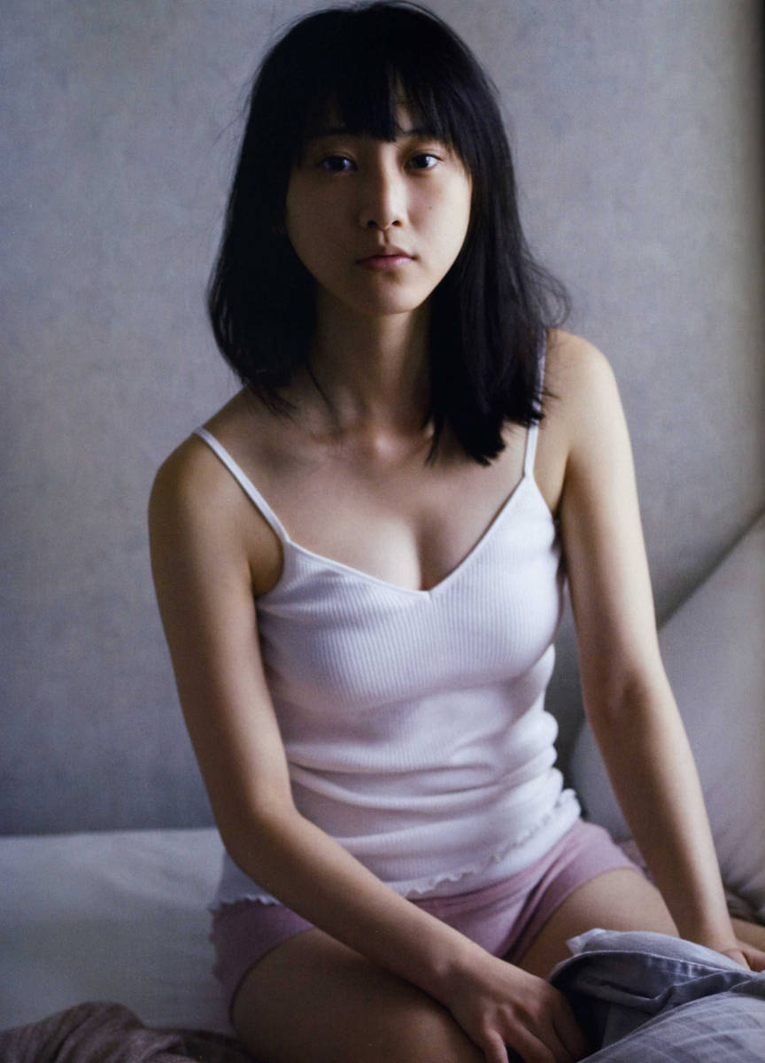 松井玲奈 ファースト写真集 きんぎょ ポスター/生写真付 SKE48/乃木坂