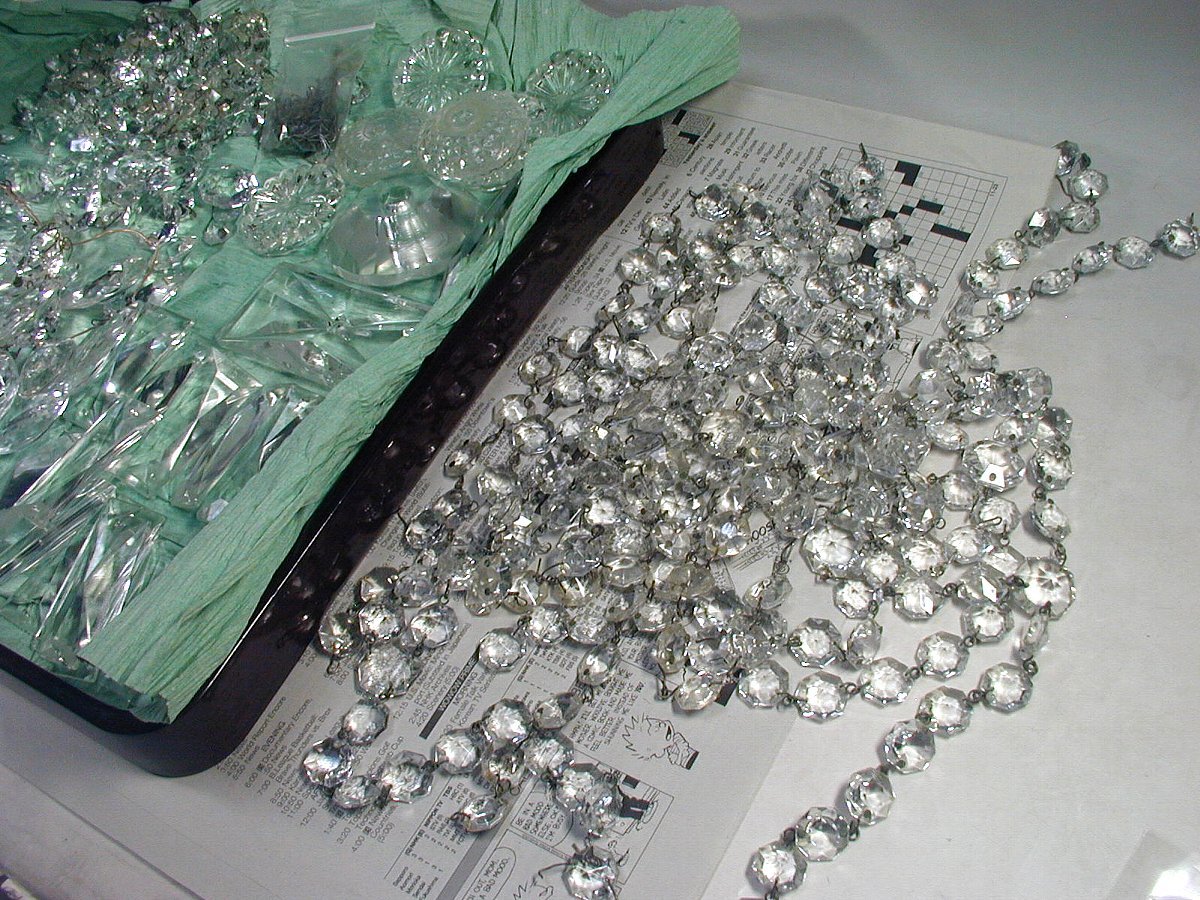 ビンテージ シャンデリア ガラス パーツ ビーズ チェーン たくさん 色々 部品 カットガラス 照明 手作り レトロ アンティーク の落札情報詳細 ヤフオク落札価格情報 オークフリー スマートフォン版