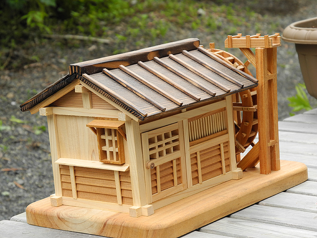 電動 木製水車小屋 ミニチュア オリジナル手作品の落札情報詳細