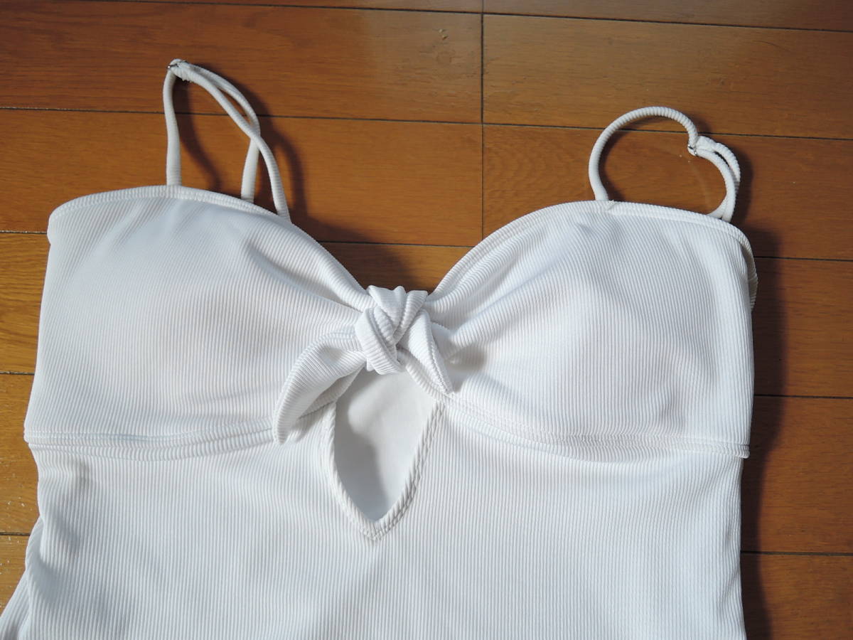 新品 新品 フォーエバー21 Forever21 ホワイト ワンピース 水着 ｂ95 100ｃｍ の落札情報詳細 ヤフオク落札価格情報 オークフリー スマートフォン版