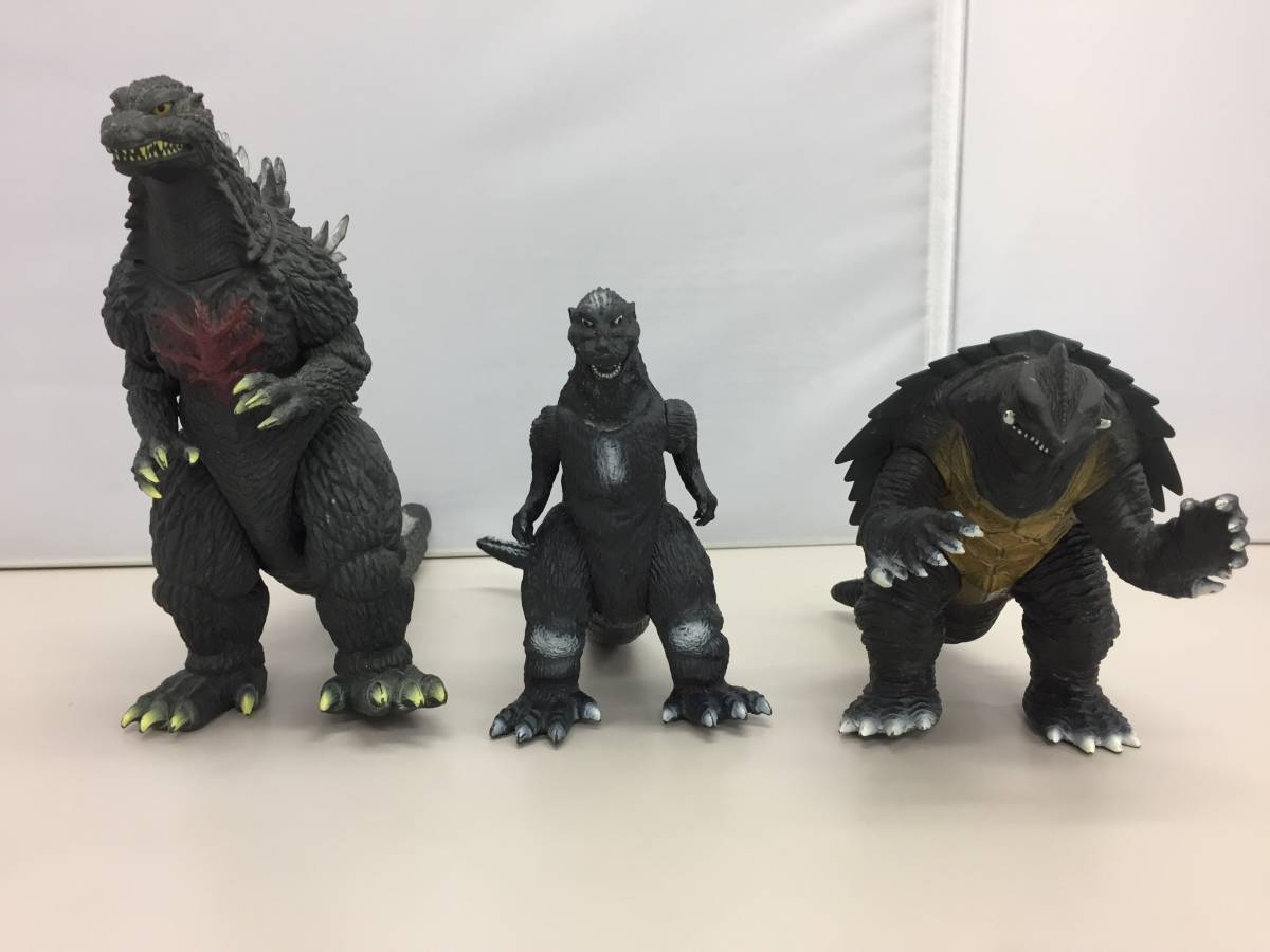 バンダイ ゴジラ ガメラ ウルトラマン リアル食玩 大量 バンダイ ゴジラ ガメラ ウルトラマン リアル食玩 大量
