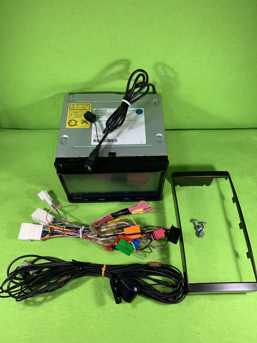 KENWOOD MDV-L502 2015 (A) 握りしめ