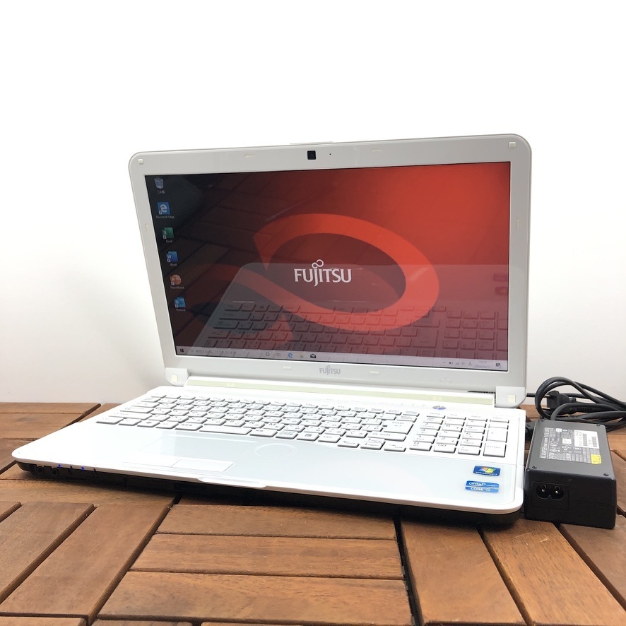 5%OFF】 富士通AH56/G 2670QM/Office/カメラ/500GB/905 i7 - ノートPC
