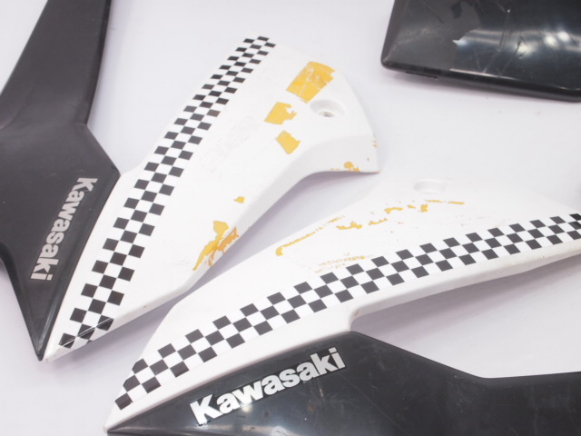 ヴ*シ様 Dトラ キャブトラ 250sb KLX 純正外装セット カウル セット ヴ*シ様 Dトラ キャブトラ 250sb KLX 純正外装セット カウル セット