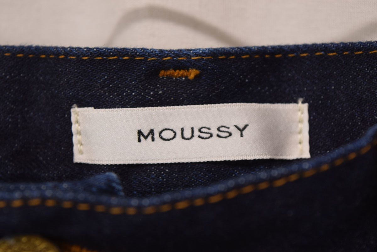 6g Moussy マウジー デニム ロング スカート サイズ1 レディース ボトムス Azul By Moussy Button Up Long Skirt 010bah11 50 の落札情報詳細 ヤフオク落札価格情報 オークフリー スマートフォン版