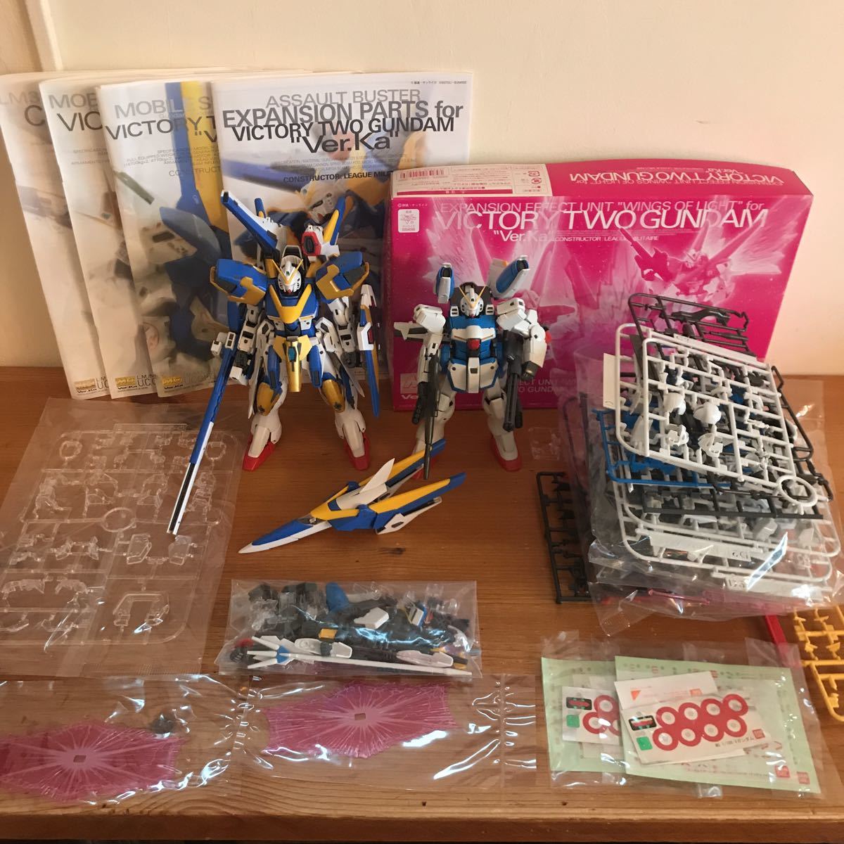 Mg V2ガンダム Ver Ka アサルトバスター拡張パーツ Vガンダム コアブースター 光の翼 未組立 Pb限定 機動戦士vガンダム 完成品 の落札情報詳細 ヤフオク落札価格情報 オークフリー スマートフォン版