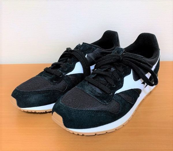 Mizuno 復刻スニーカー ランニングシューズ ランバード エアメダルsx ブラック ホワイト メンズ 28 0ｃｍ の落札情報詳細 ヤフオク落札価格情報 オークフリー スマートフォン版