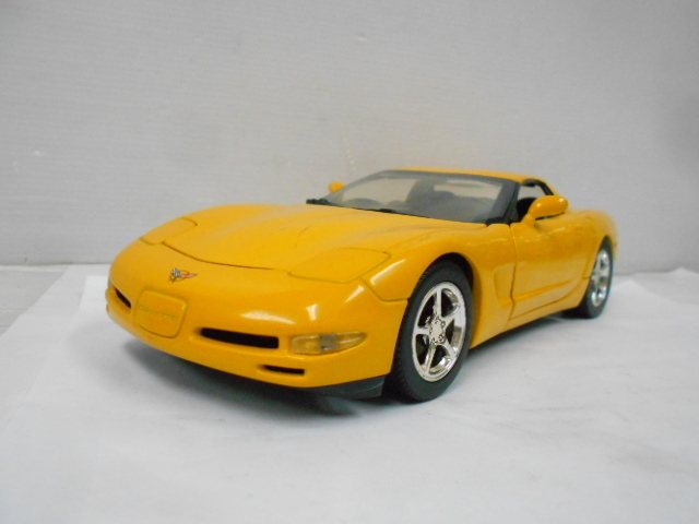 2001 シボレーコルベットC5 マテルラジコンバービーカー【欠損あり】