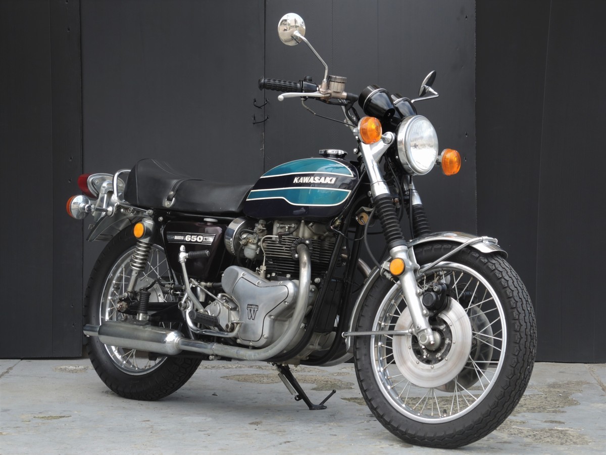 カワサキ650RS W3右側キャプトンマフラー（One and Only）