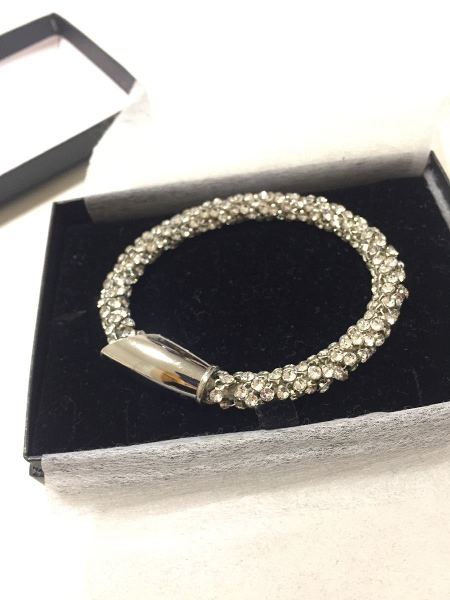 Luv ブレスレット ハッシュタグラブ Gackt 美品 アクセサリー スワロフスキー の落札情報詳細 ヤフオク落札価格情報 オークフリー スマートフォン版