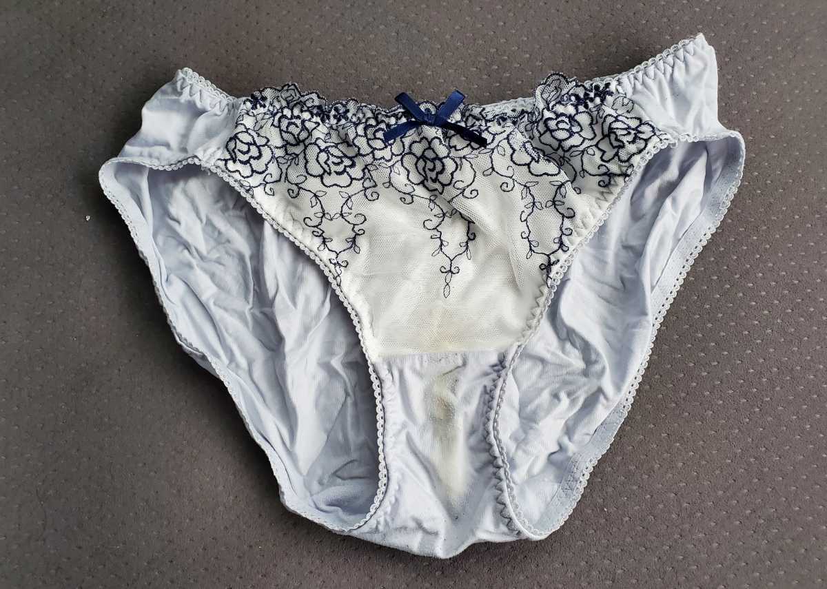 クロッチ　シミ 新品】【未洗濯出品】生保レディ 22歳 JK クロッチシミ汚れ縦長大 タンス整理品 説明欄必読 匂い 清楚系 ブラジャー付の落札情報詳細 -  Yahoo!オークション落札価格検索 オークフリー
