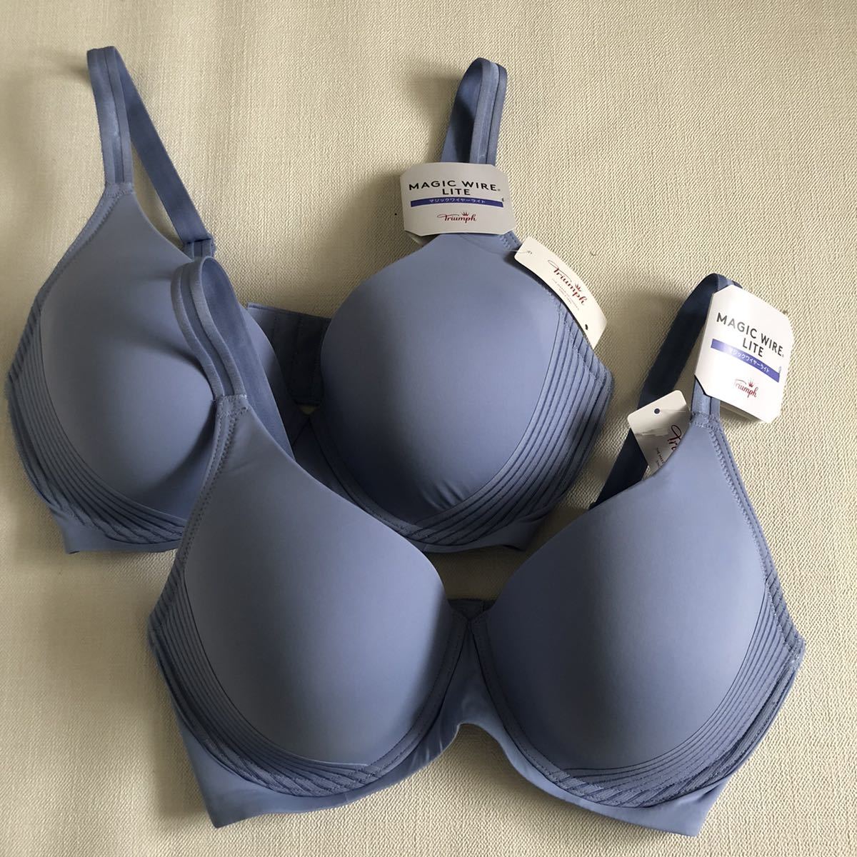 新品 新品 トリンプ ｆ70 水色 2枚セット マジックワイヤーライト ブラジャー 定価110円 の落札情報詳細 ヤフオク落札価格情報 オークフリー スマートフォン版