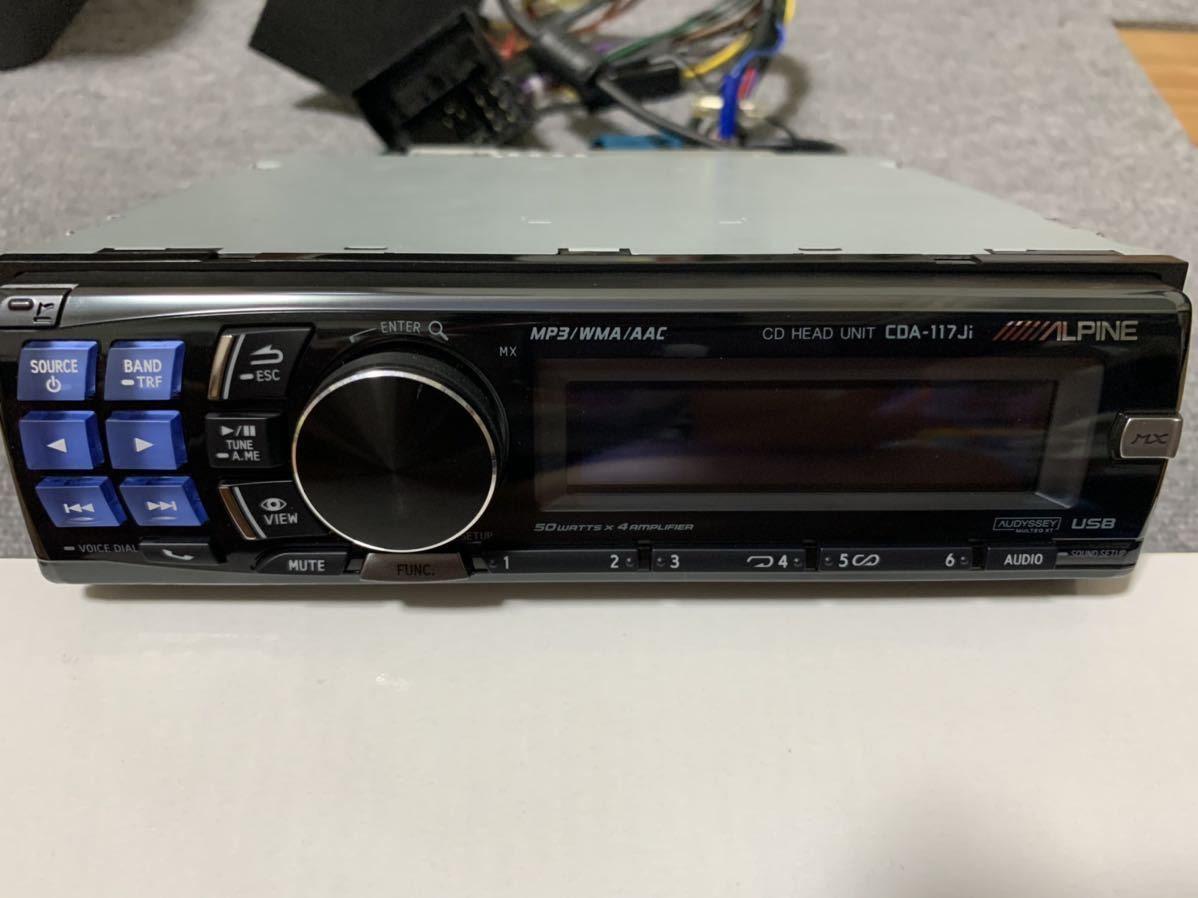 ALPINE アルパイン CDデッキ CDA-117Ji+CANBUSアダプター01V08040G27