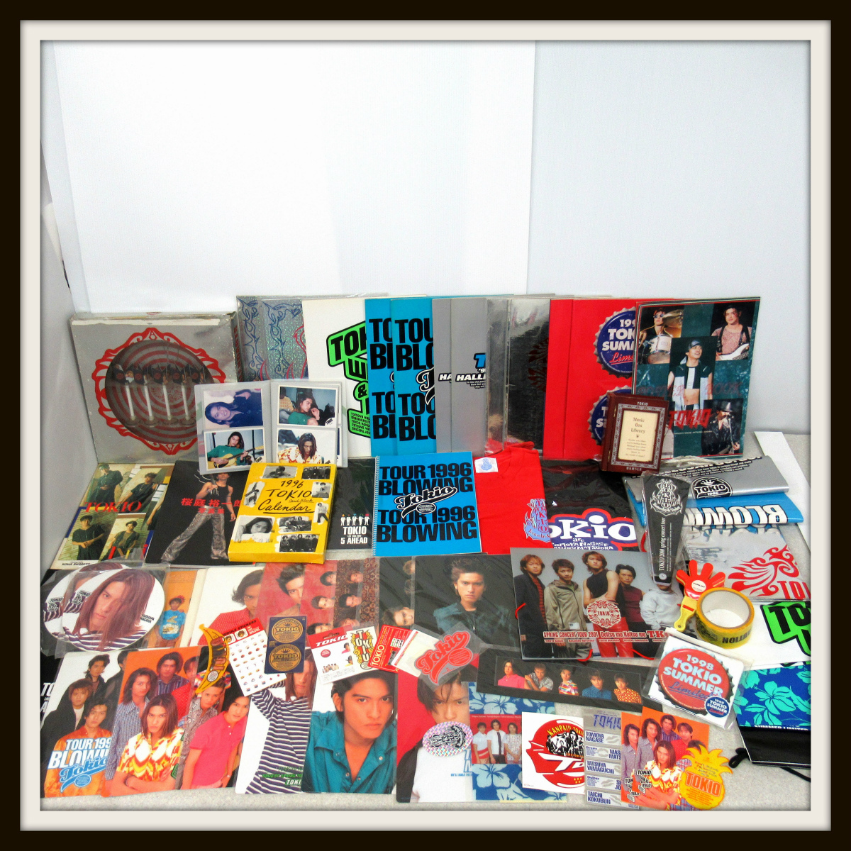 Tokio 関連 グッズセット Tシャツ パンフレット 下敷き 公式写真 他 40 の落札情報詳細 ヤフオク落札価格情報 オークフリー スマートフォン版