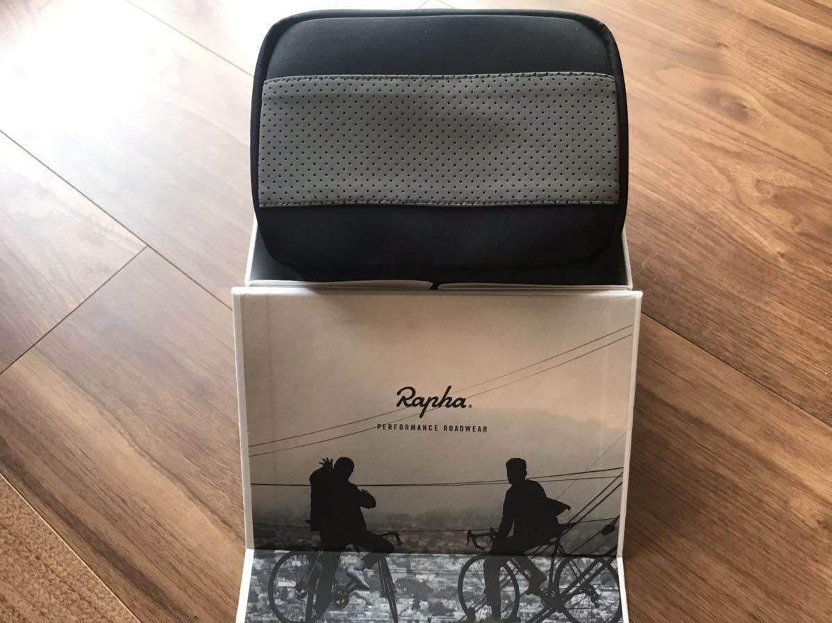 新品 Rapha for Apple ラファ アクセサリー オーガナイザー The World's Finest Cycling Clothing and Accessories. | Rapha