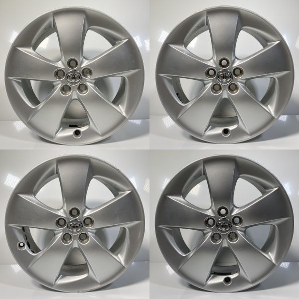 プリウス ZVW30 後期 純正15インチ （4 本セット） トヨタプリウス純正