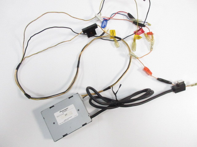 Pioneer カロッツェリア AVH-P90DVA用 電源ボックス CXC5653 本体のみ