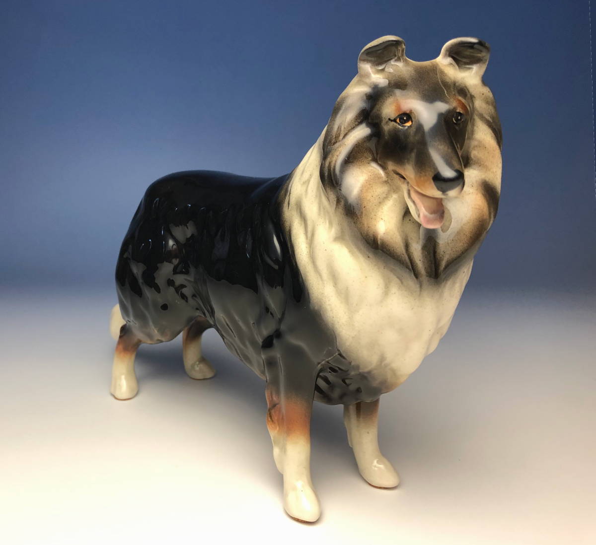 磁器動物 フィギュア 瀬戸ノベルティ 犬鷲 【公式通販】