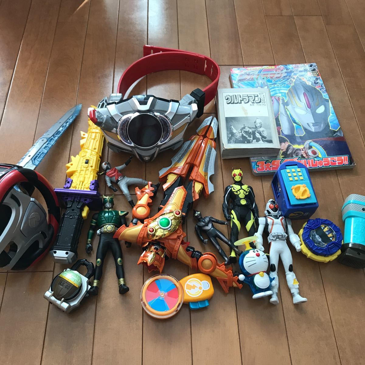 仮面ライダードライブ 変身セット おもちゃ 音がなる 変身ベルト ウルトラマン セット ゼロワン の落札情報詳細 ヤフオク落札価格情報 オークフリー スマートフォン版