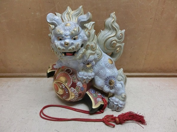 玉乗り 獅子 高さ38cm ゴールド 縁起物 招福 魔除け 稀少 古物 九谷在
