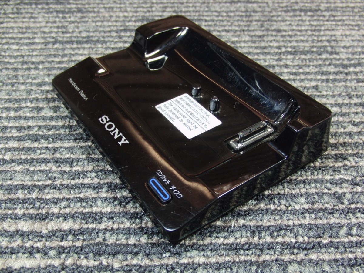 ソニー DCR-SR300 ビデオカメラ／ステーション DCRA-C170 【公式通販】