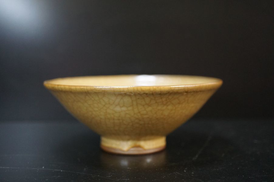 阪上瑞雲作　瑞芝焼　米色青磁　茶碗　共箱　略歴付　茶道具 阪上瑞雲作 瑞芝焼 米色青磁 茶碗 共箱 略歴付 茶道具 Amazon.co.